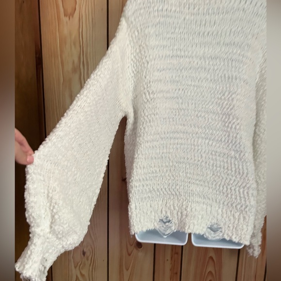 Cato Women’s white cardigan button up size L v-neck pockets sweater puff Sleeves - Picture 5 of 16